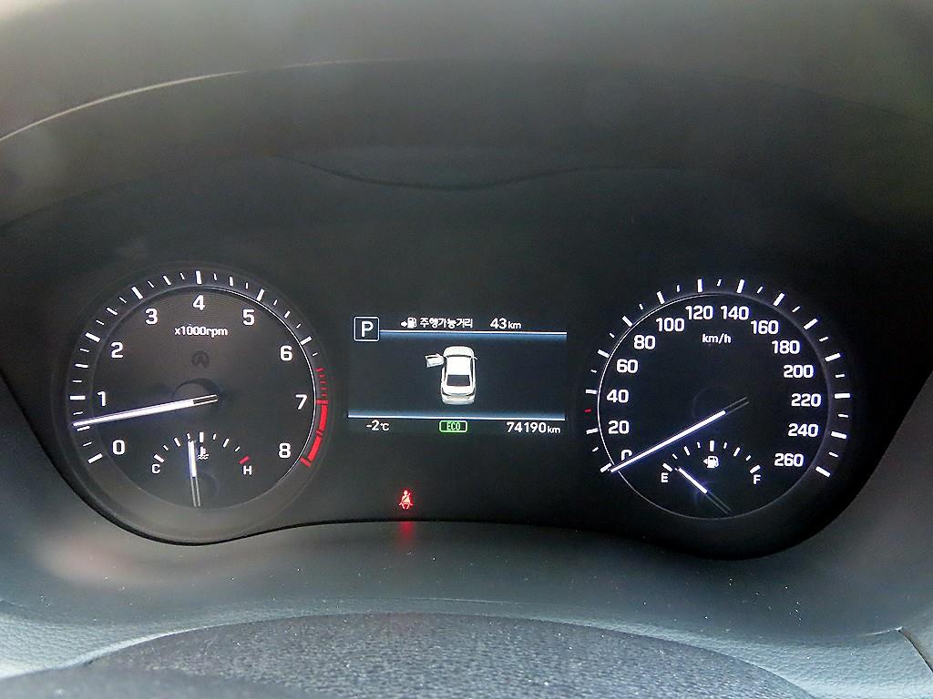 Genesis G80 - Vista 9