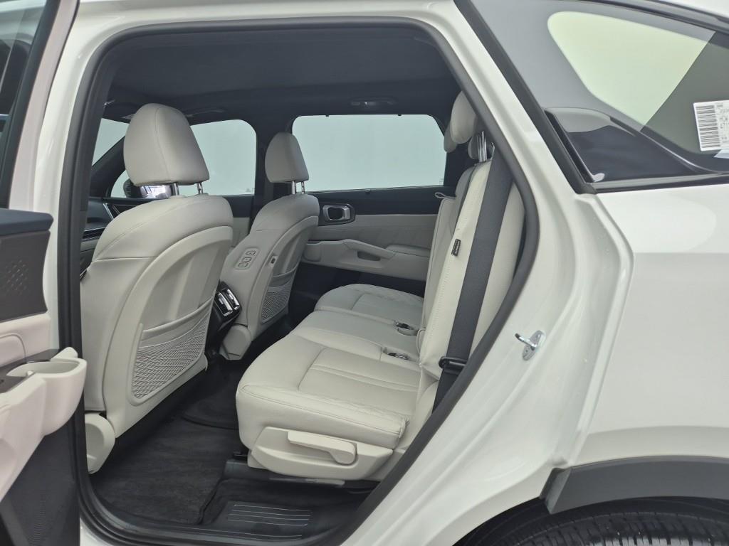 KIA Sorento - Vista 12