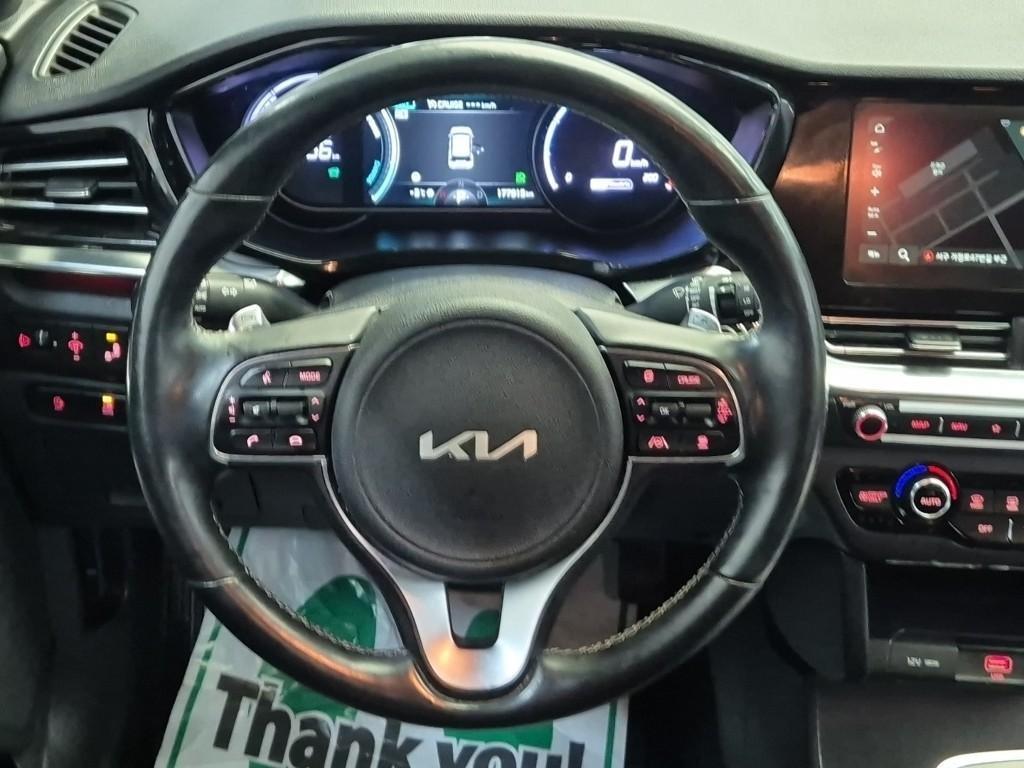 KIA Niro - Vista 9
