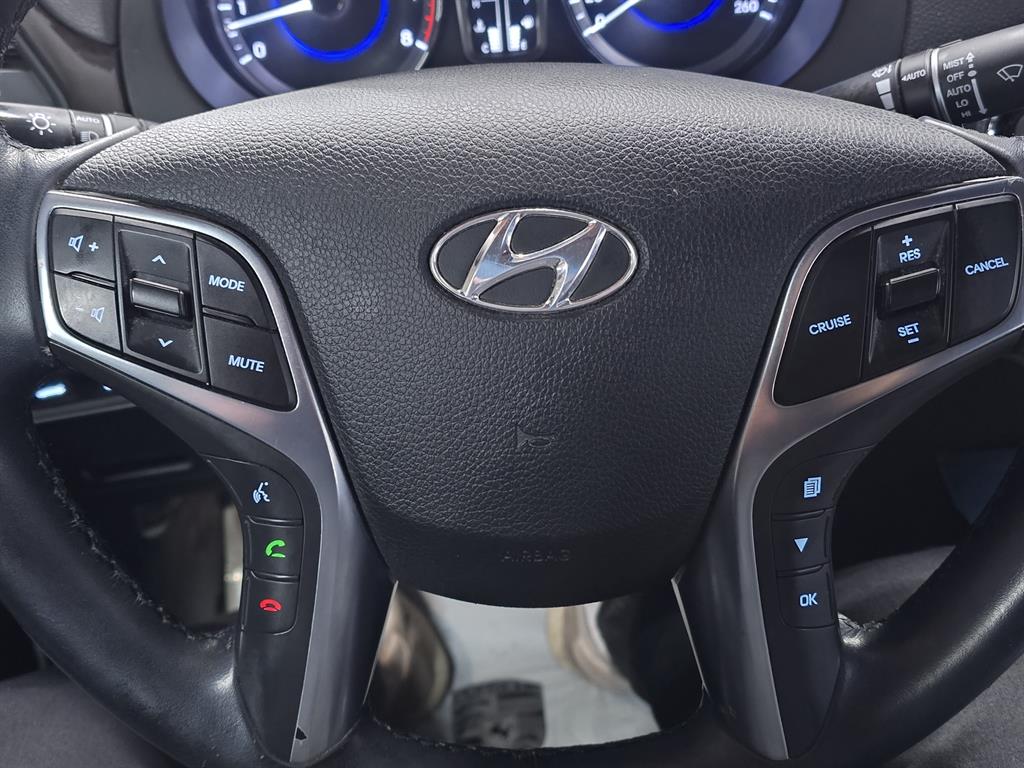 HYUNDAI Grandeur - Vista 10