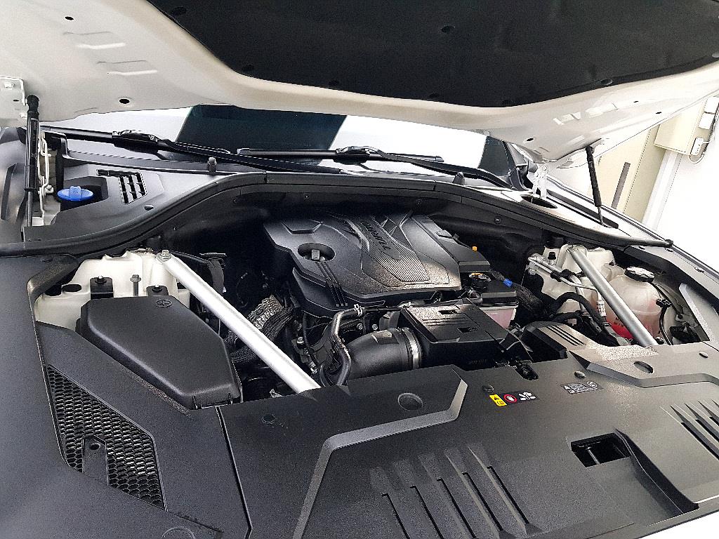 Genesis GV70 - Vista 6