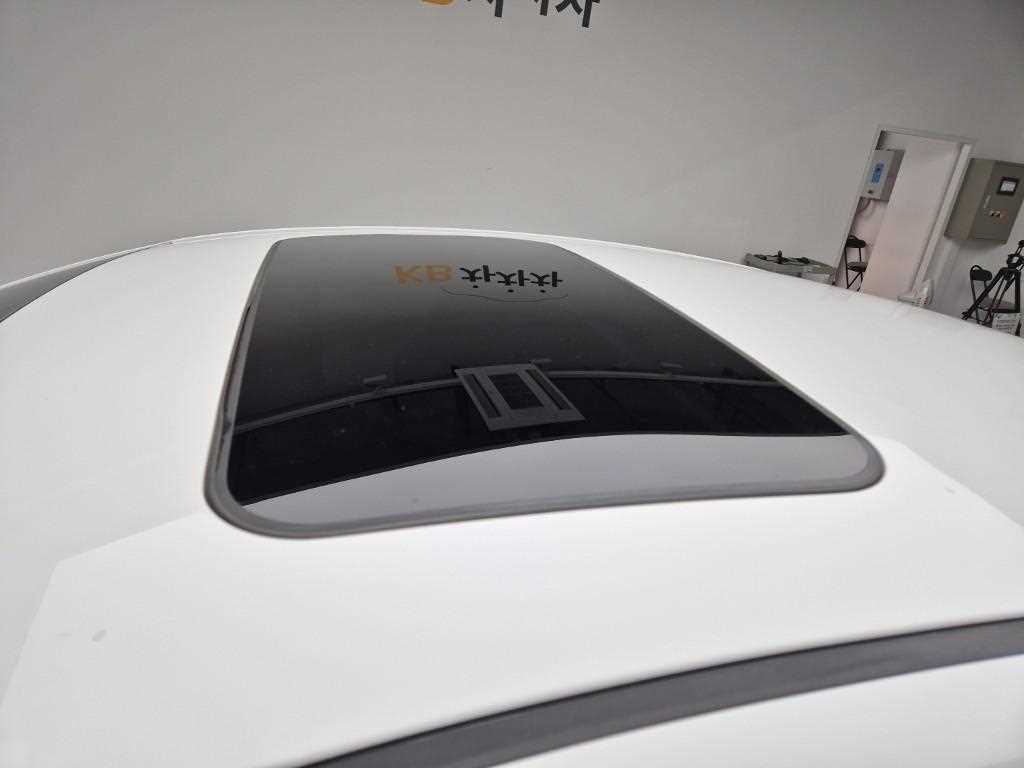 HYUNDAI Avante 2016 Blanco - Importación desde Corea - HF Imports Iquique - Foto 13