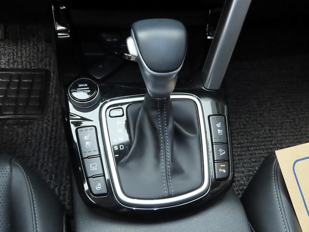 KIA Seltos - Vista 10