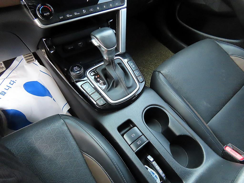 KIA Seltos - Vista 11