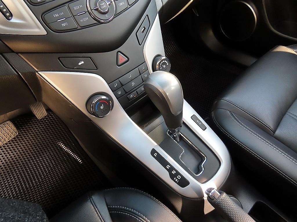 Chevrolet Cruise - Vista 10