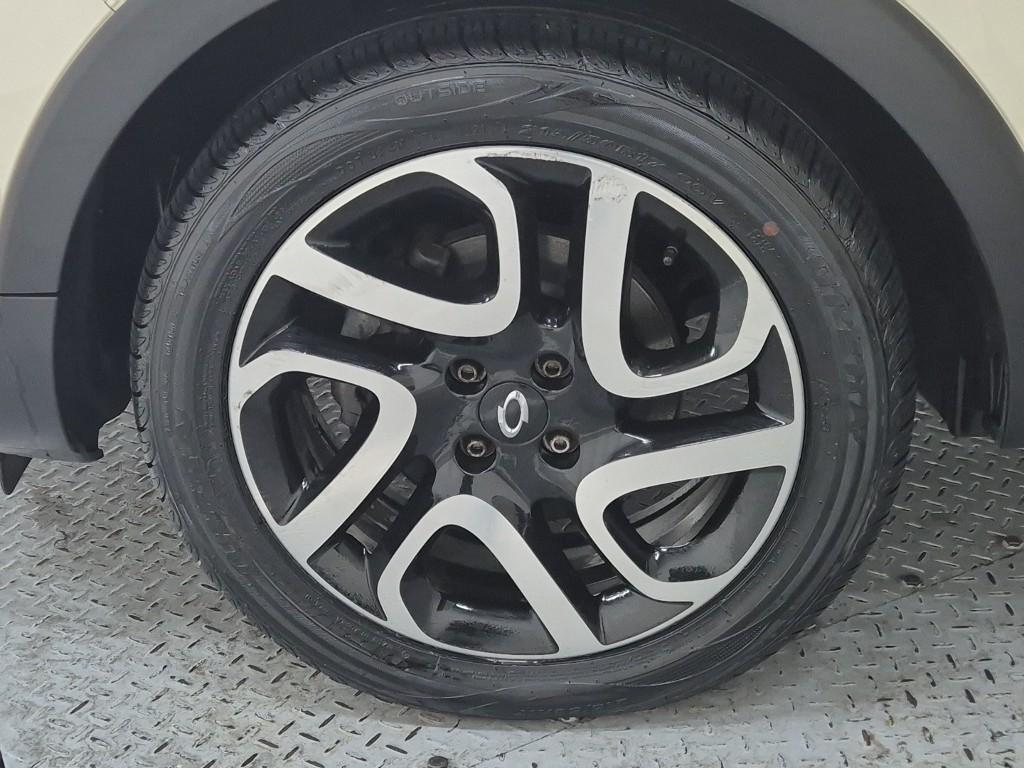 SAMSUNG QM3 2015 Blanco - Importación desde Corea - HF Imports Iquique - Foto 19