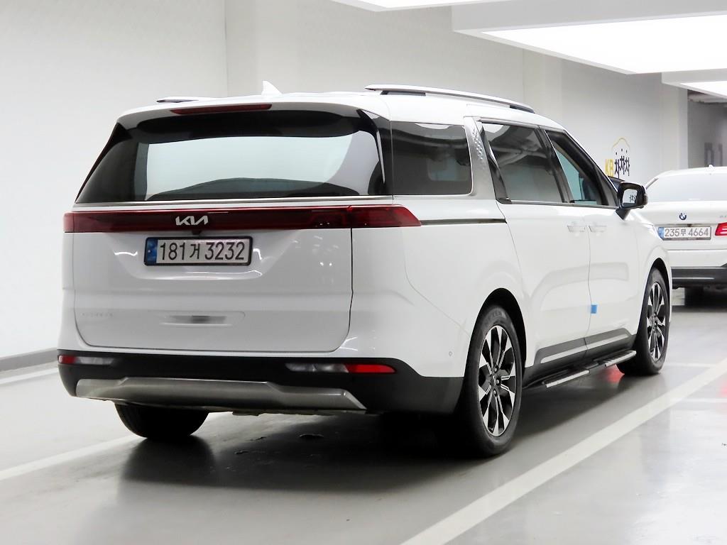 KIA Carnival - Vista 4