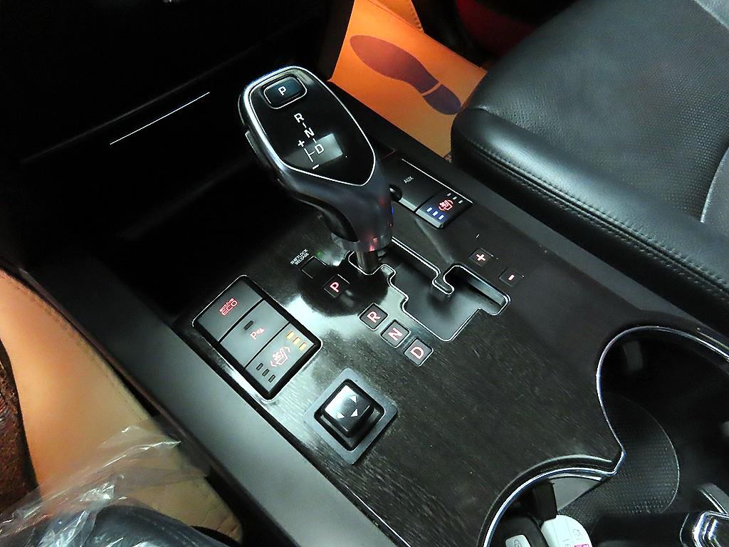 KIA Mohave - Vista 12