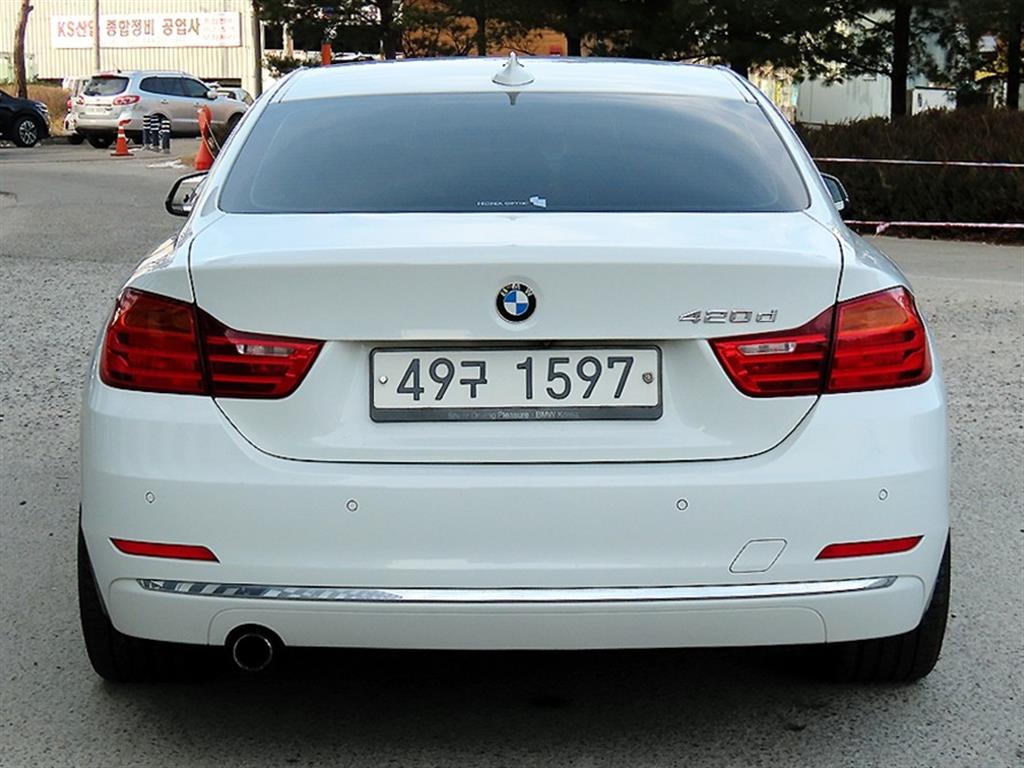BMW 4 Series - Vista 4