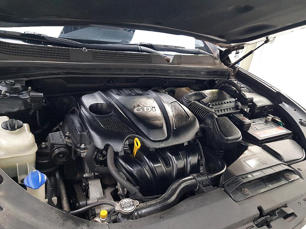 HYUNDAI Grandeur - Vista 6