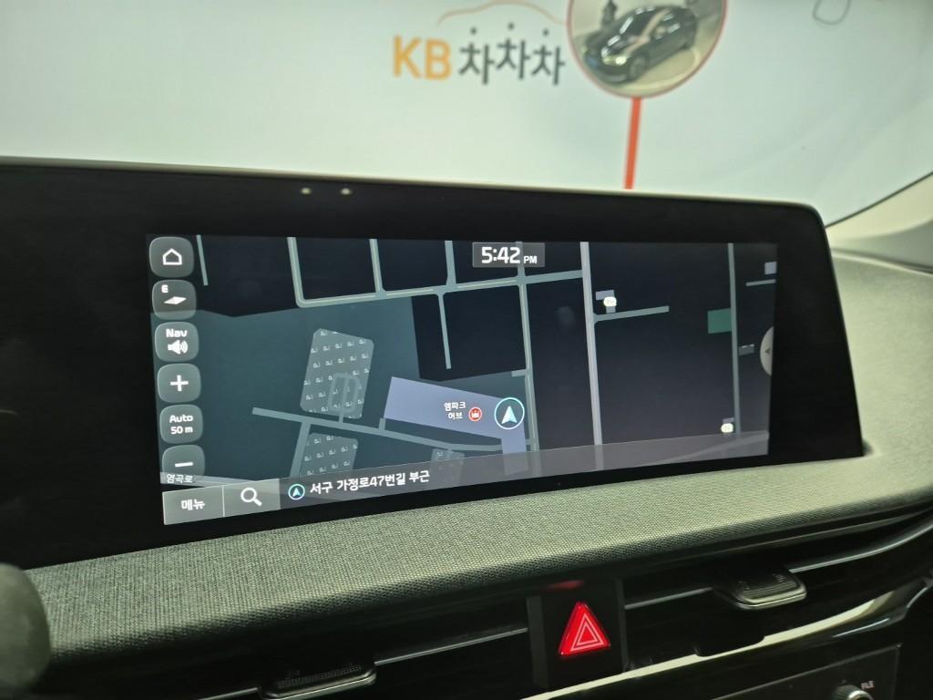 KIA EV6 2021 Negro - Importación desde Corea - HF Imports Iquique - Foto 13