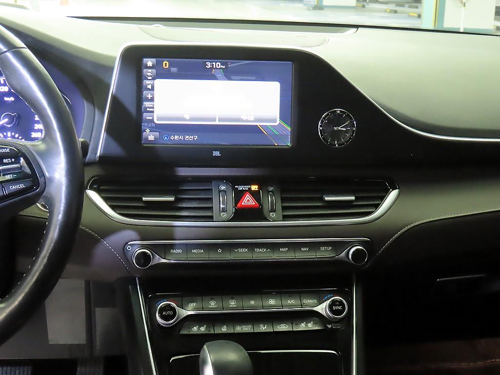 HYUNDAI Grandeur - Vista 11