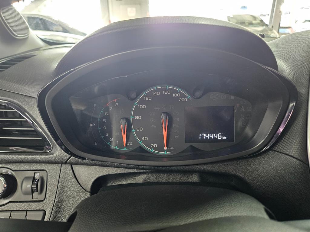 Chevrolet Spark - Vista 12