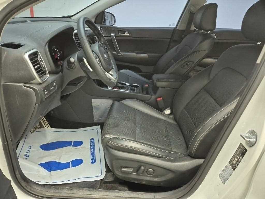 KIA Sportage - Vista 11