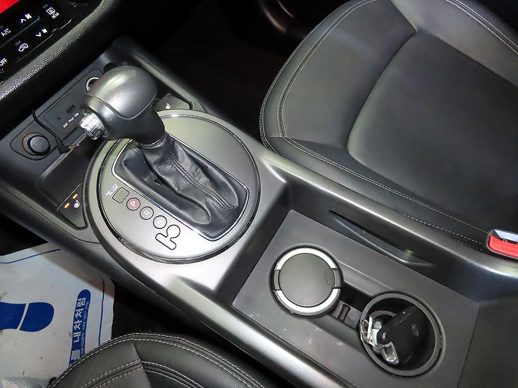 KIA Sportage - Vista 12