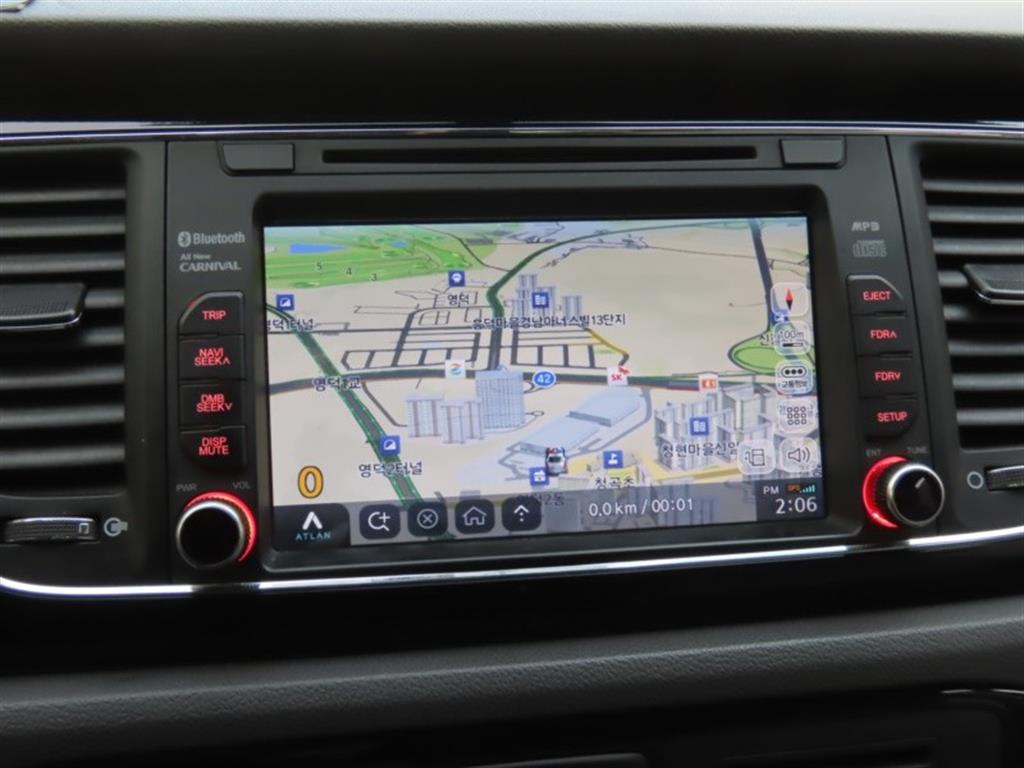 KIA Carnival 2016 Blanco - Importación desde Corea - HF Imports Iquique - Foto 8