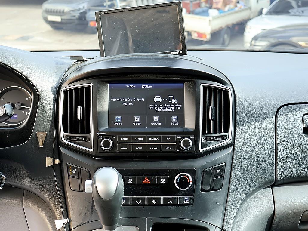 HYUNDAI Starex 2021 Negro - Importación desde Corea - HF Imports Iquique - Foto 9