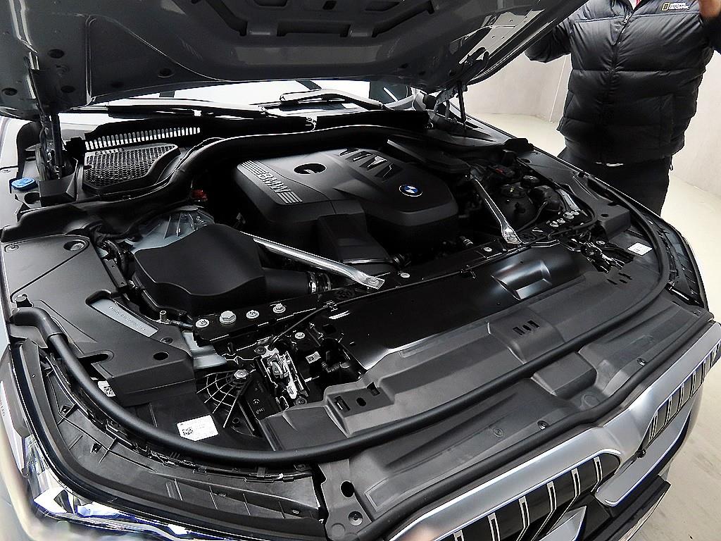 BMW 5 Series 2025 Gris - Importación desde Corea - HF Imports Iquique - Foto 19