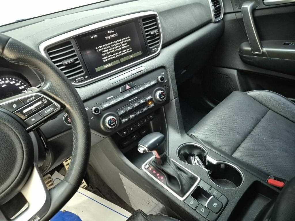 KIA Sportage - Vista 10