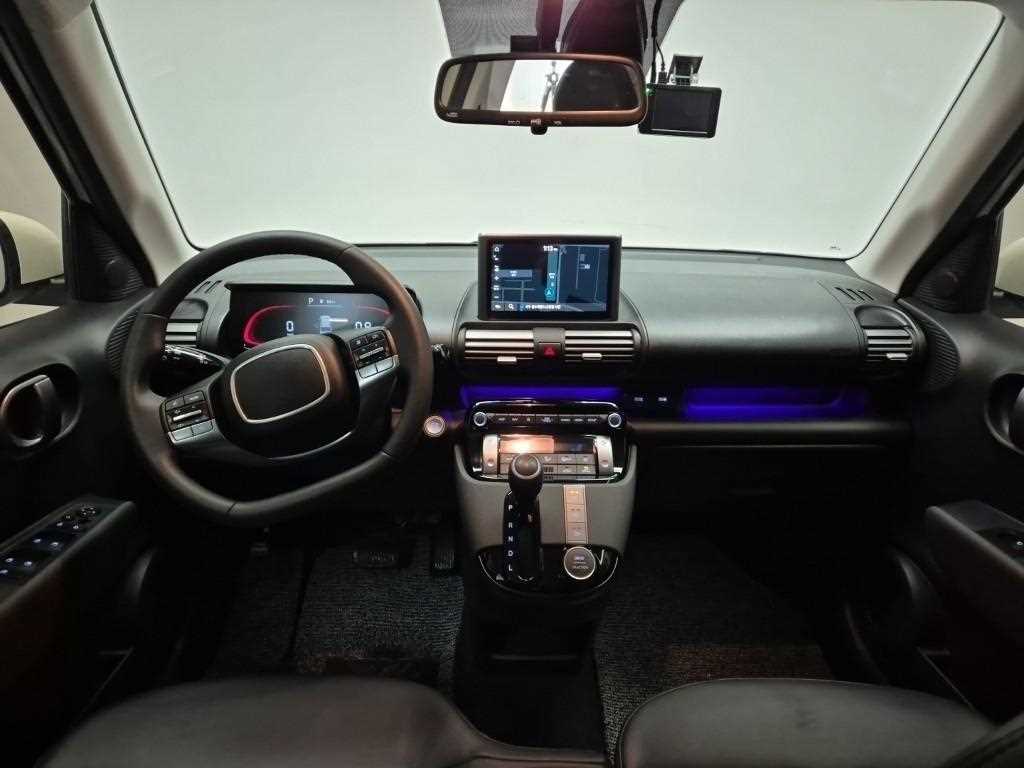 HYUNDAI Casper - Vista 7