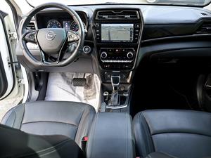 Ssangyong Tivoli - Vista 10