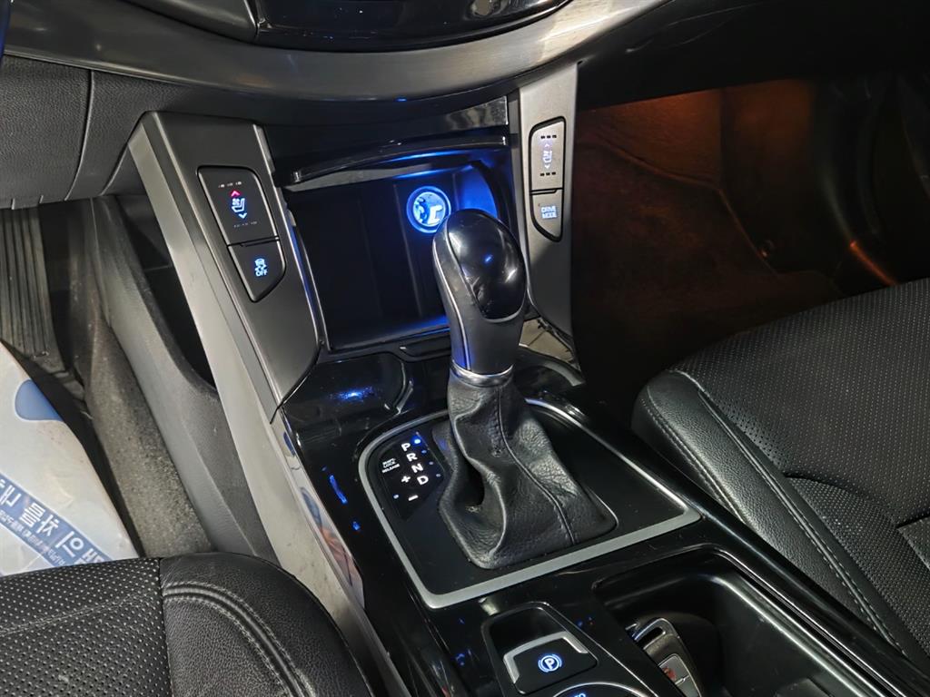 HYUNDAI i40 - Vista 9