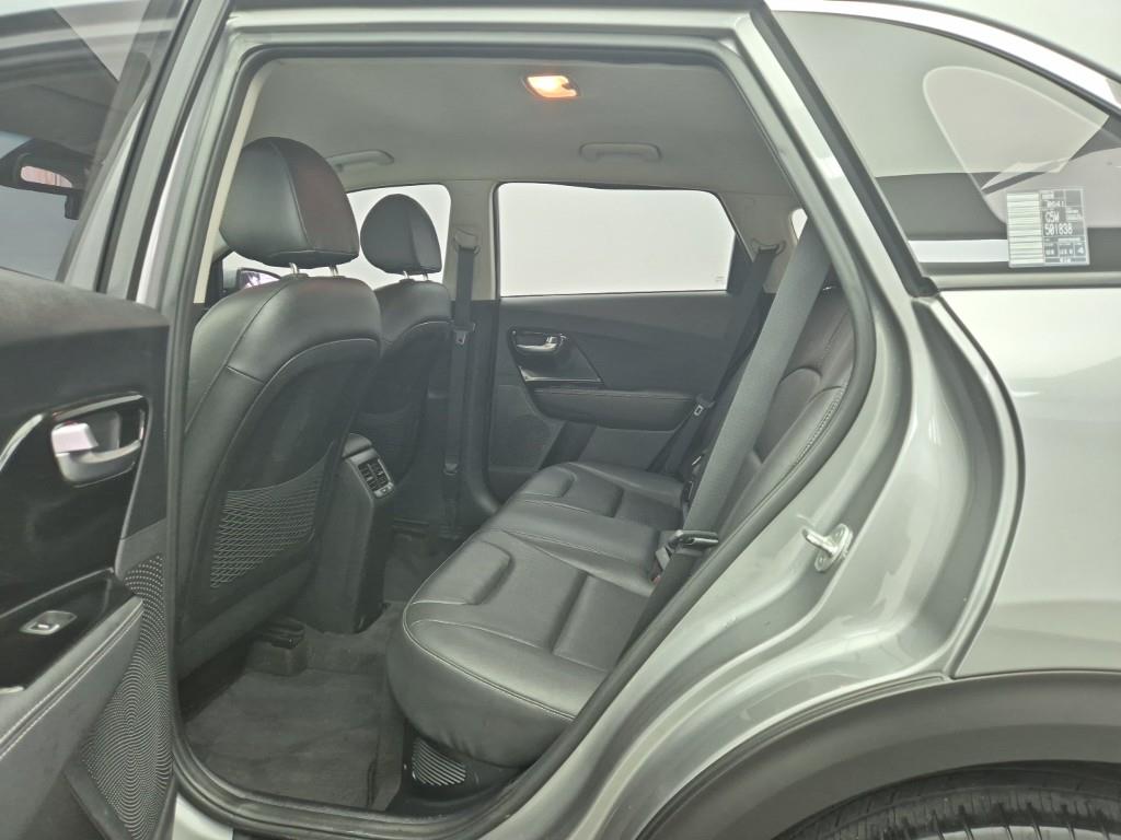 KIA Niro - Vista 12