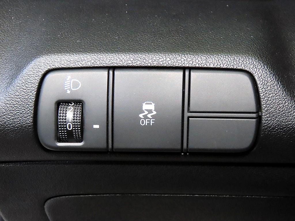 HYUNDAI Avante 2024 Blanco - Importación desde Corea - HF Imports Iquique - Foto 13