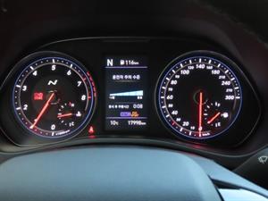 HYUNDAI Veloster - Vista 10