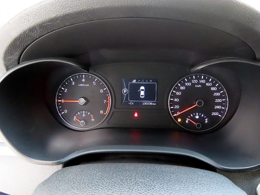 KIA K5 - Vista 9