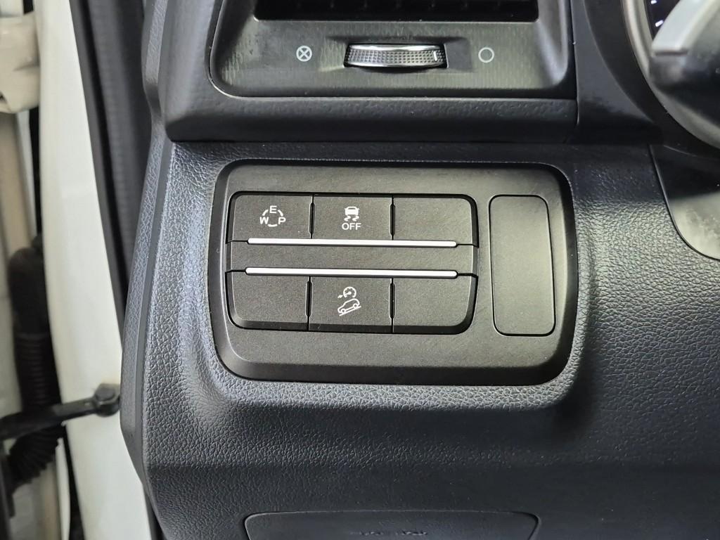 Ssangyong Tivoli 2019 Blanco - Importación desde Corea - HF Imports Iquique - Foto 15