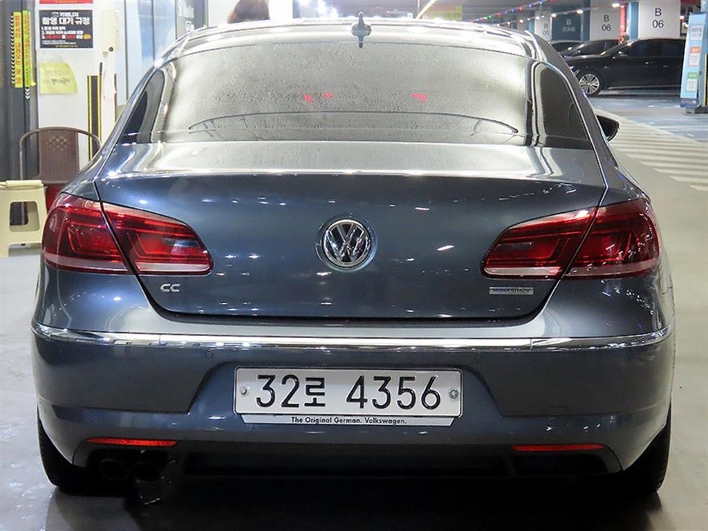 Volkswagen CC - Vista 5