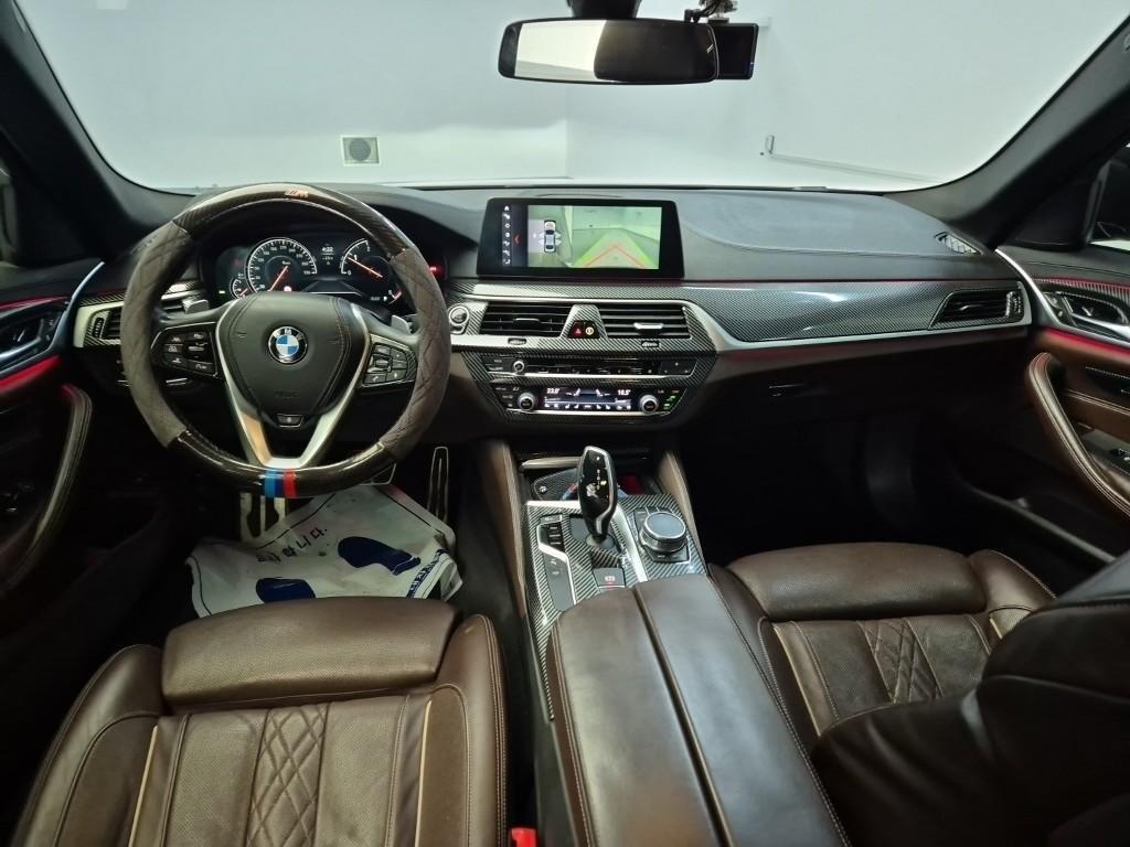 BMW 5 Series - Vista 7