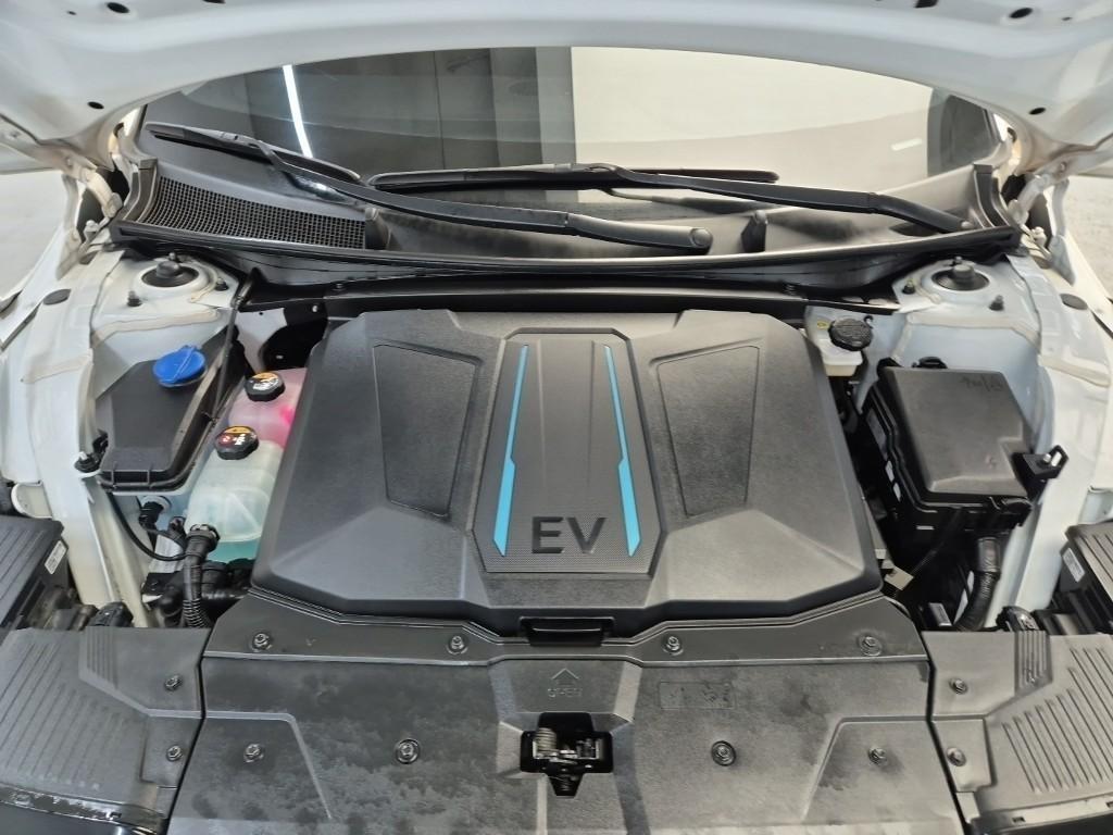 HYUNDAI Ioniq 5 - Vista 5