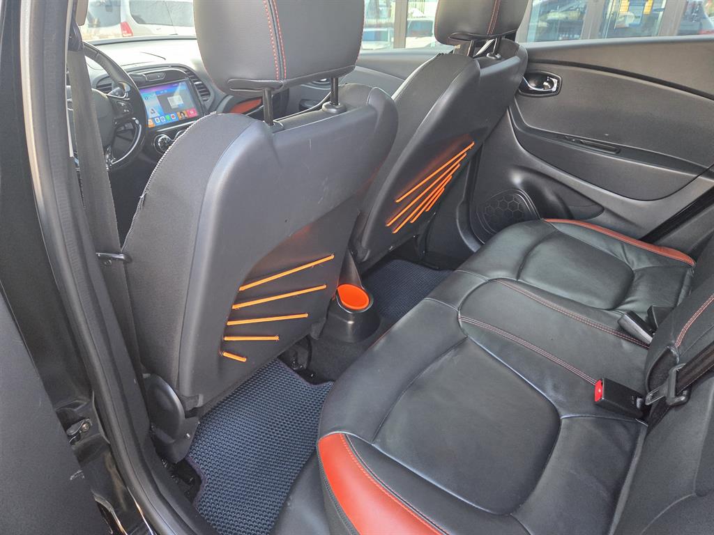 SAMSUNG QM3 - Vista 8