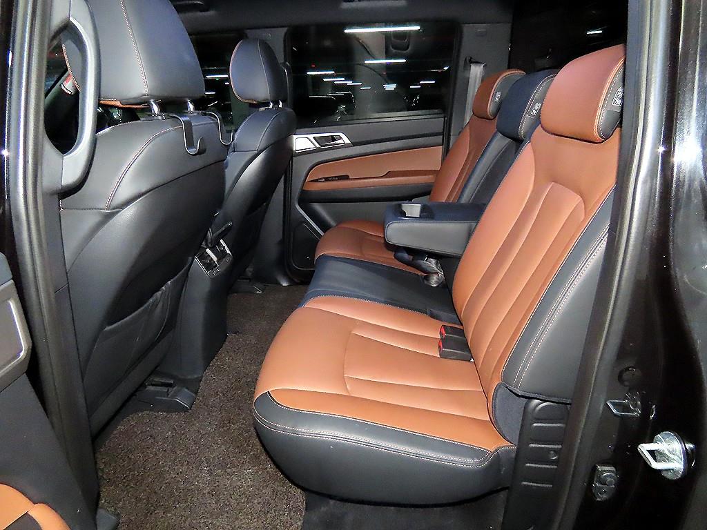 Ssangyong Rexton - Vista 7