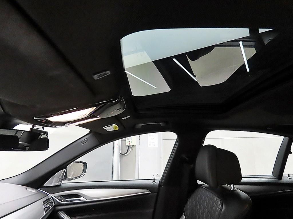 BMW 5 Series 2018 - Importación desde Corea - HF Imports Iquique - Foto 16