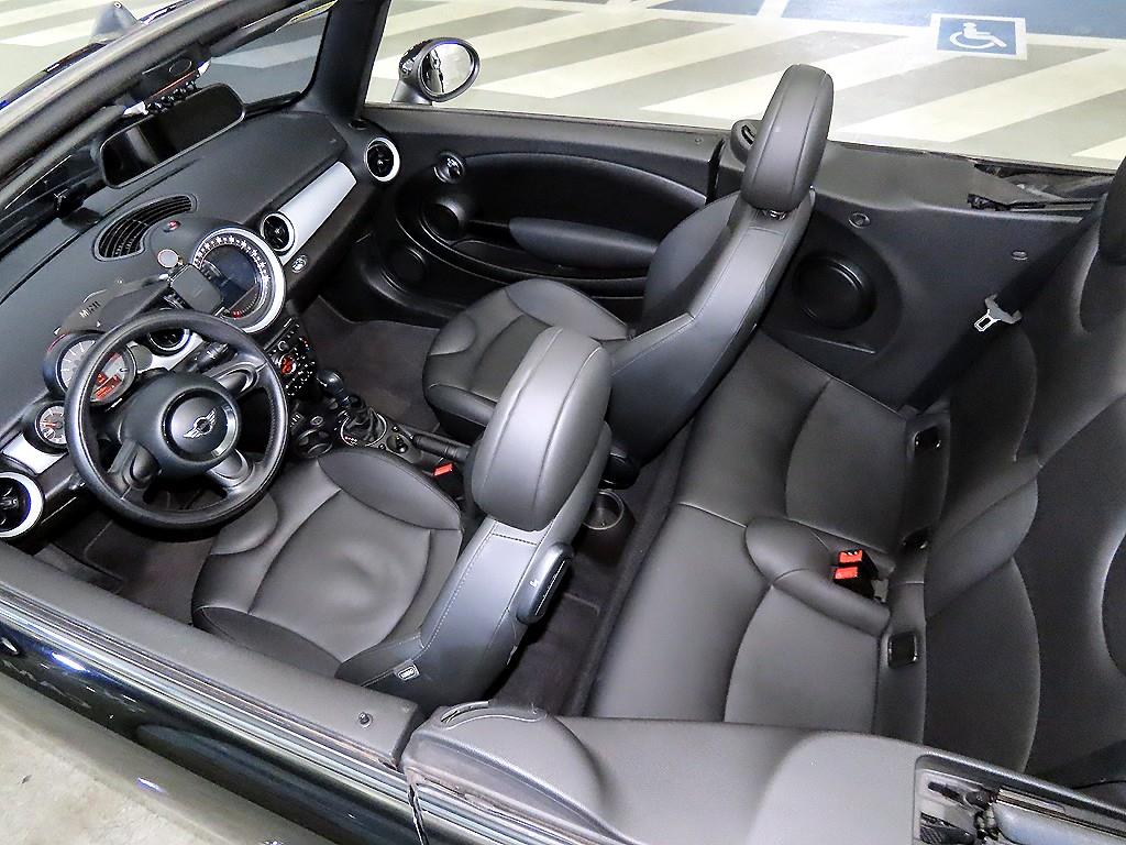 Mini Cooper Convertible - Vista 10
