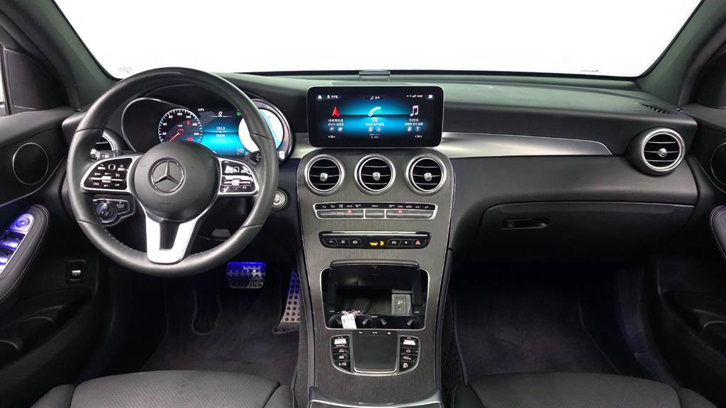 Mercedes Benz GLC Class - Vista 7