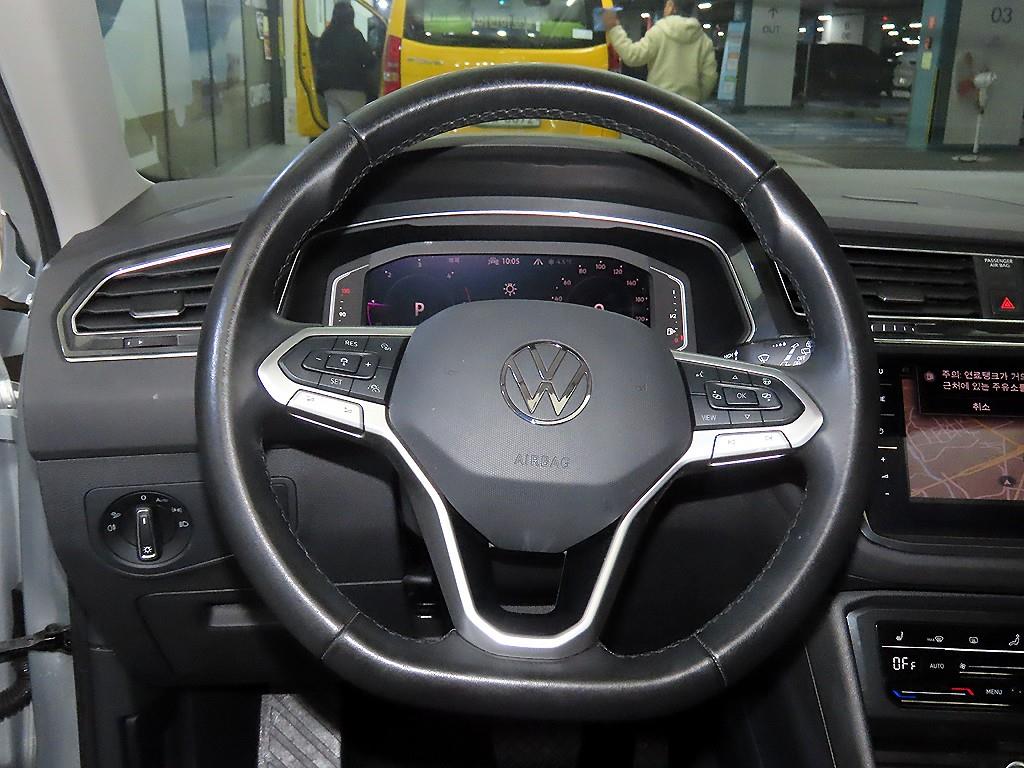Volkswagen Tiguan - Vista 8