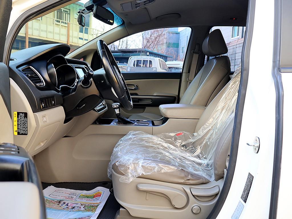 KIA Carnival 2019 the color of pearl - Importación desde Corea - HF Imports Iquique - Foto 11