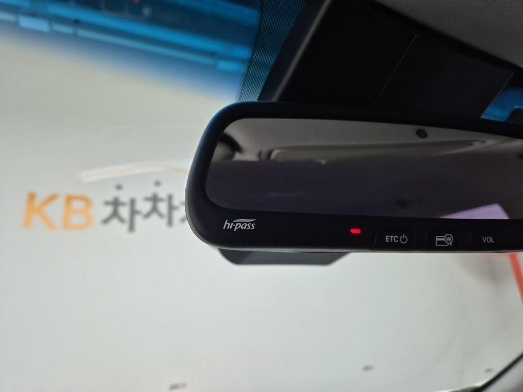 KIA Sportage - Vista 12