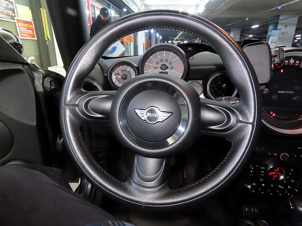 Mini Cooper Convertible - Vista 11