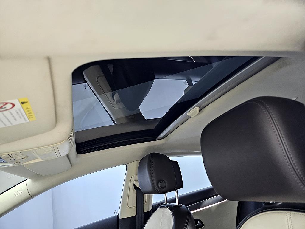 Volkswagen CC - Vista 11