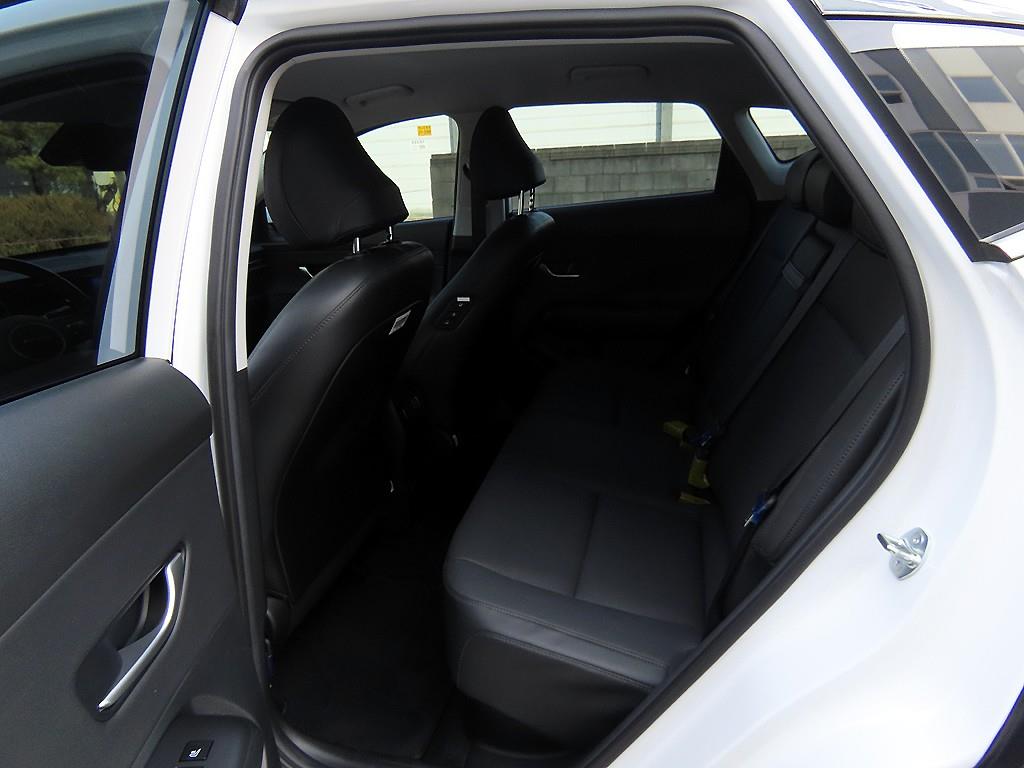 HYUNDAI Kona - Vista 6