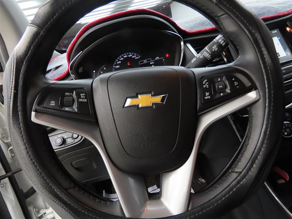 Chevrolet Trax - Vista 8