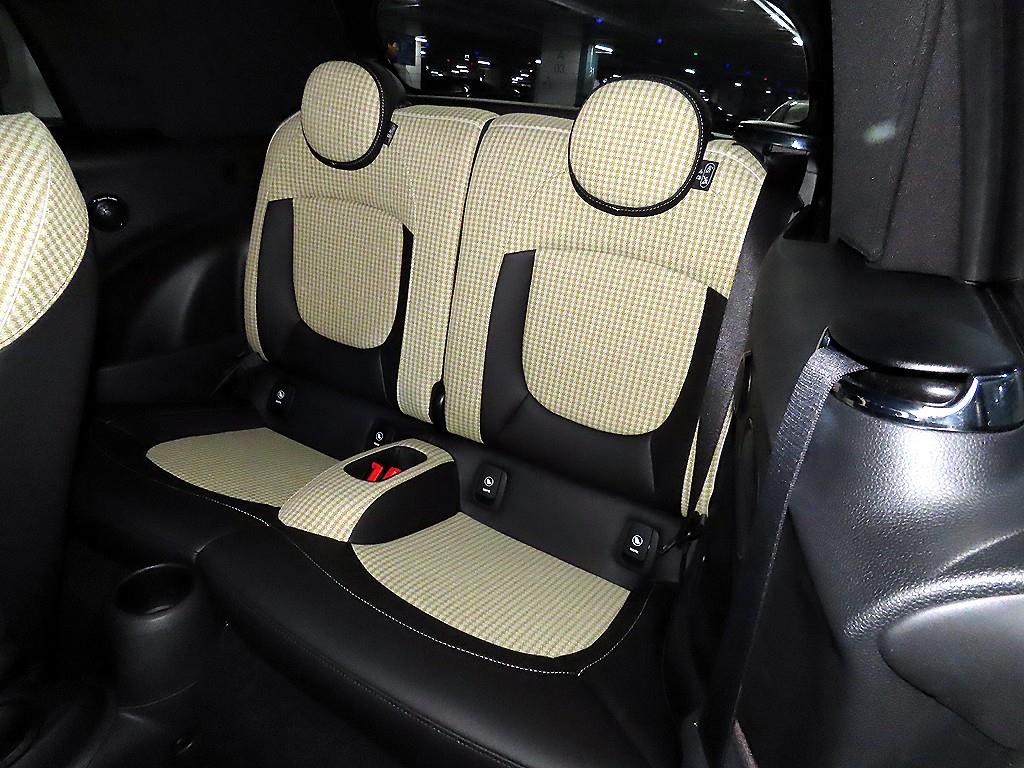 Mini Cooper Convertible - Vista 9