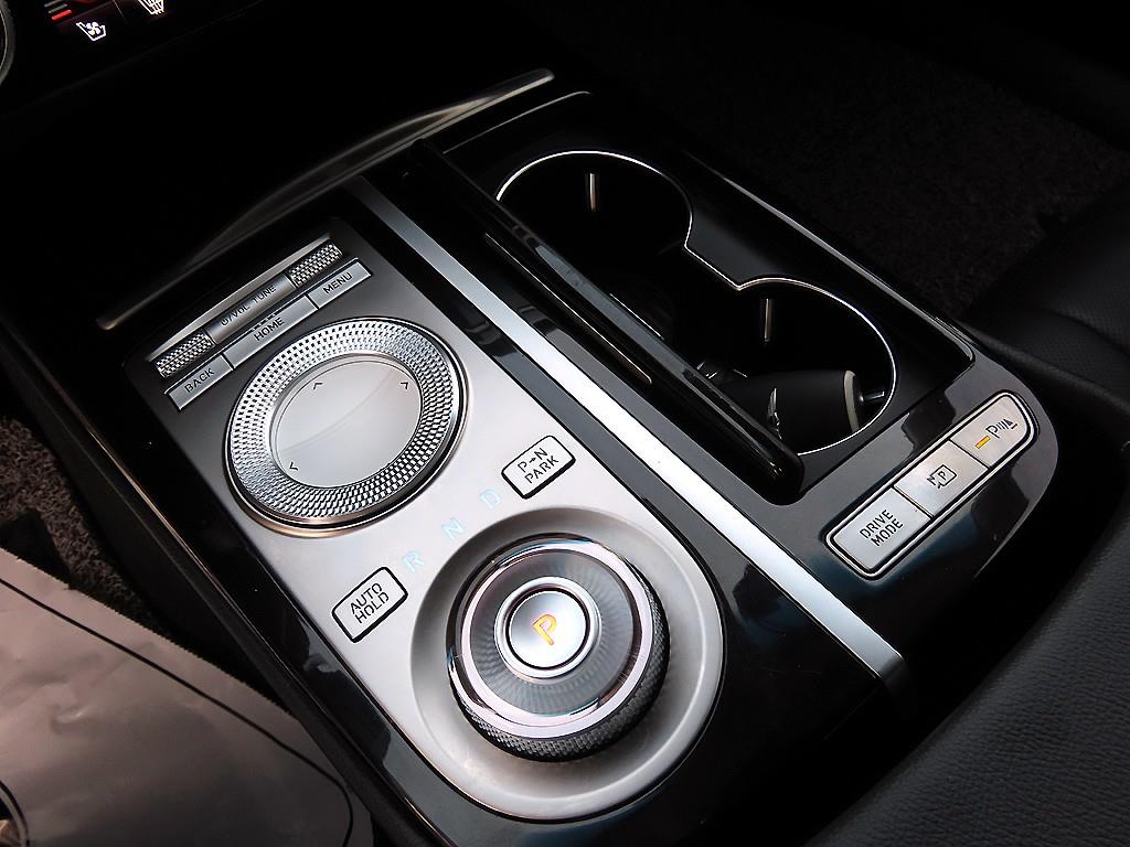 Genesis G80 - Vista 11