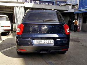 Ssangyong Tivoli - Vista 4