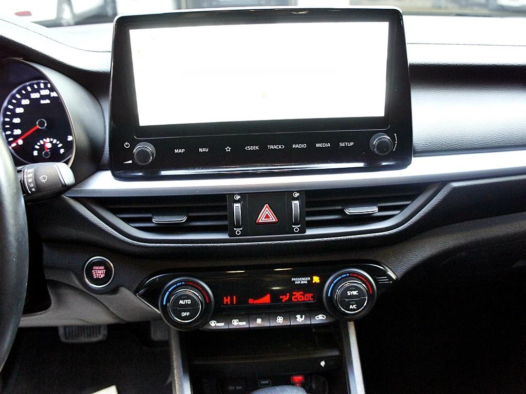 KIA K3 2022 the color of pearl - Importación desde Corea - HF Imports Iquique - Foto 10